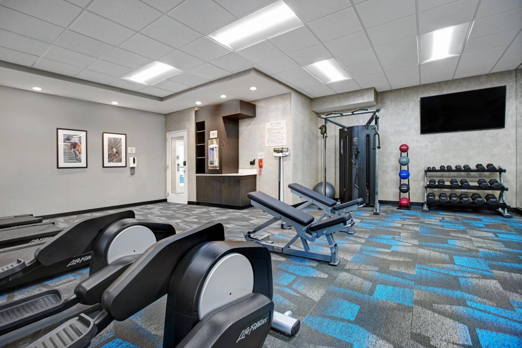 Towneplace By Marriott Potomac Mills Hotel